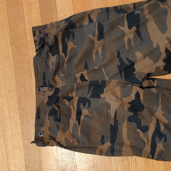 Madewell camo pants - Picture 3 of 5